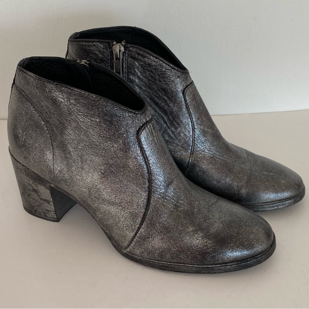 Frye Nora short ankle zip bootie metallic silver black gray - Picture 12 of 15